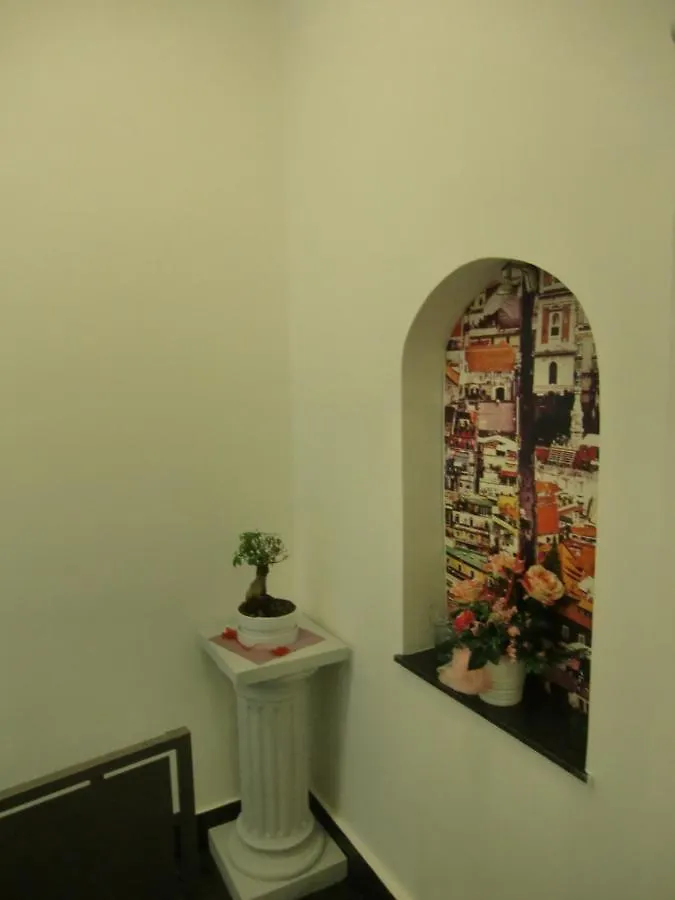 Heart Of Naples Apartment
